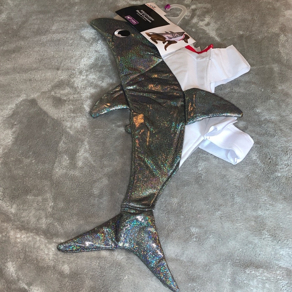 Size Medium Pet Halloween Costume Great White Shark Dog Celebrate New